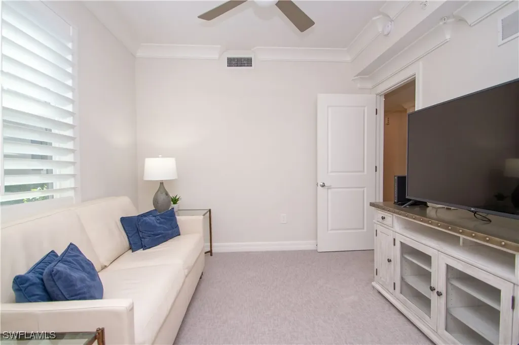 232 Indies Drive E Naples FL 34114