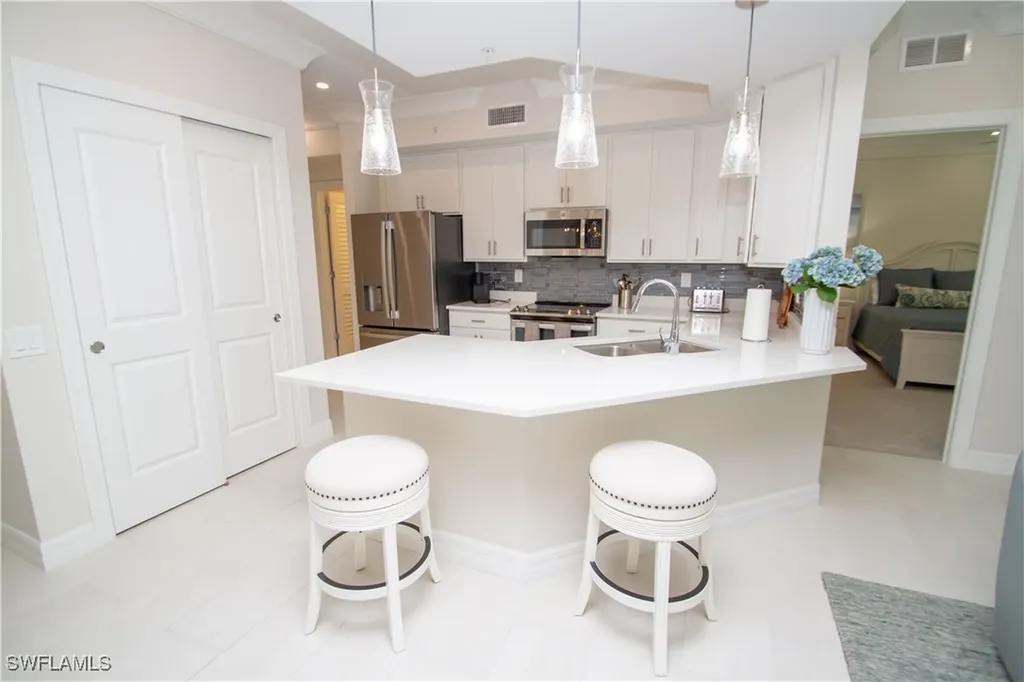 232 Indies Drive E Naples FL 34114
