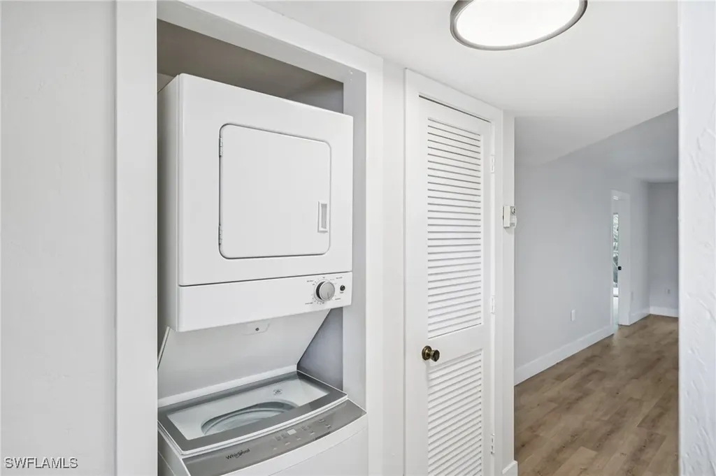 499 Forest Lakes Boulevard Naples FL 34105