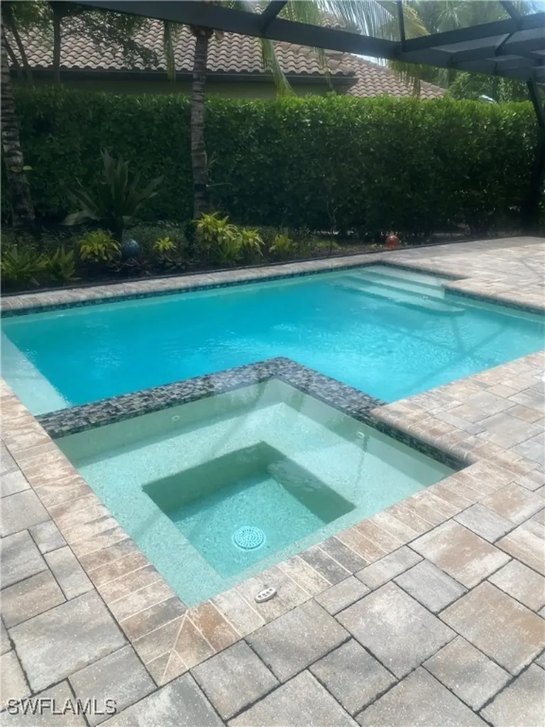 9571 Mussorie Court Naples FL 34114
