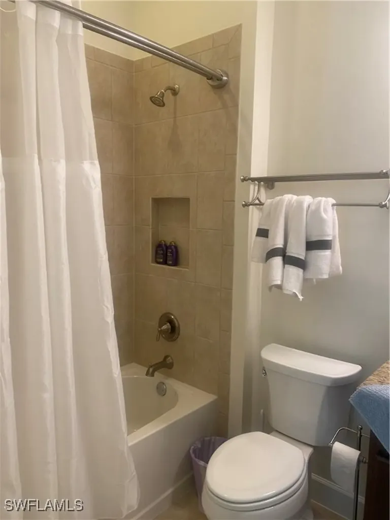 9571 Mussorie Court Naples FL 34114