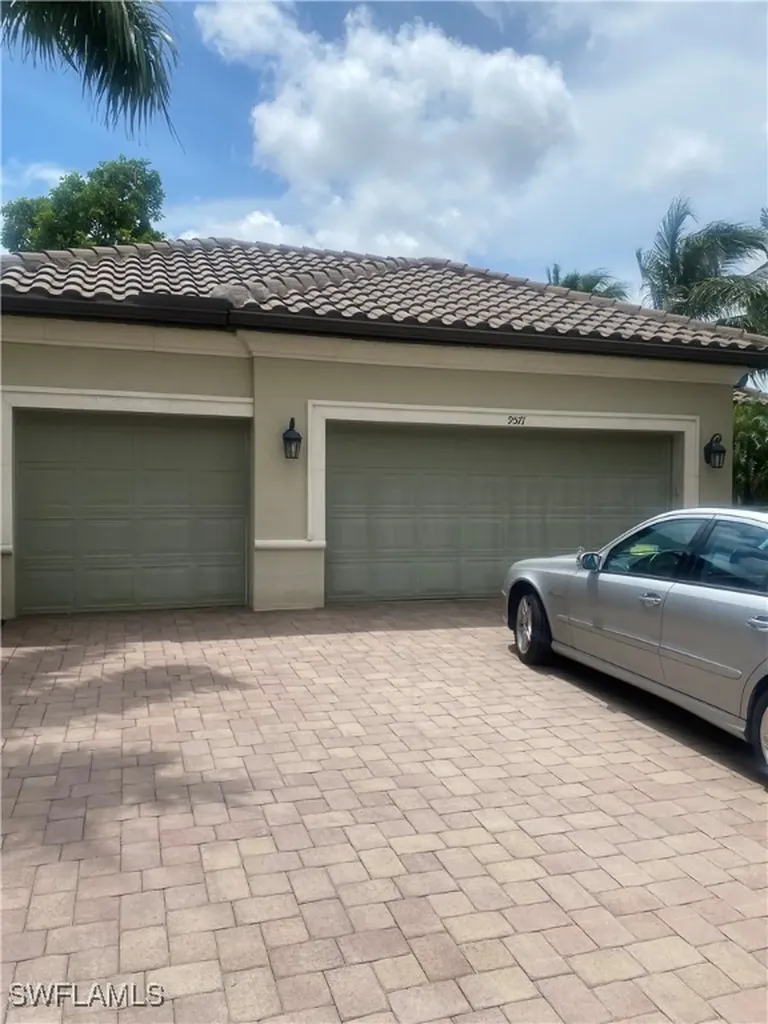 9571 Mussorie Court Naples FL 34114