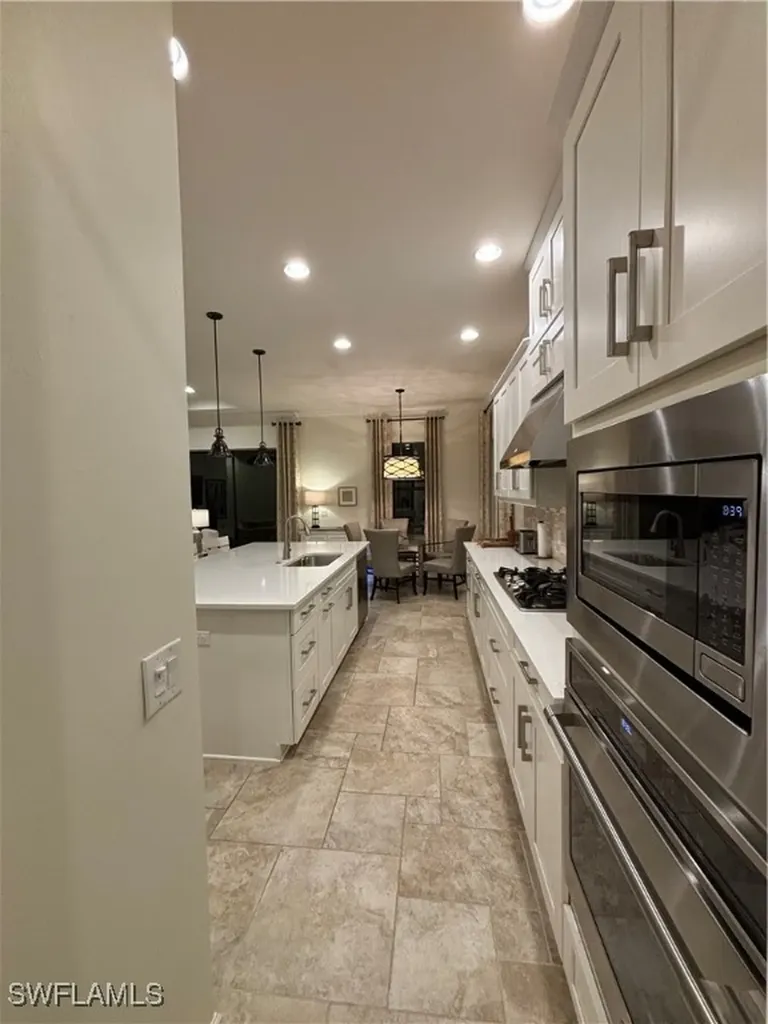 9571 Mussorie Court Naples FL 34114