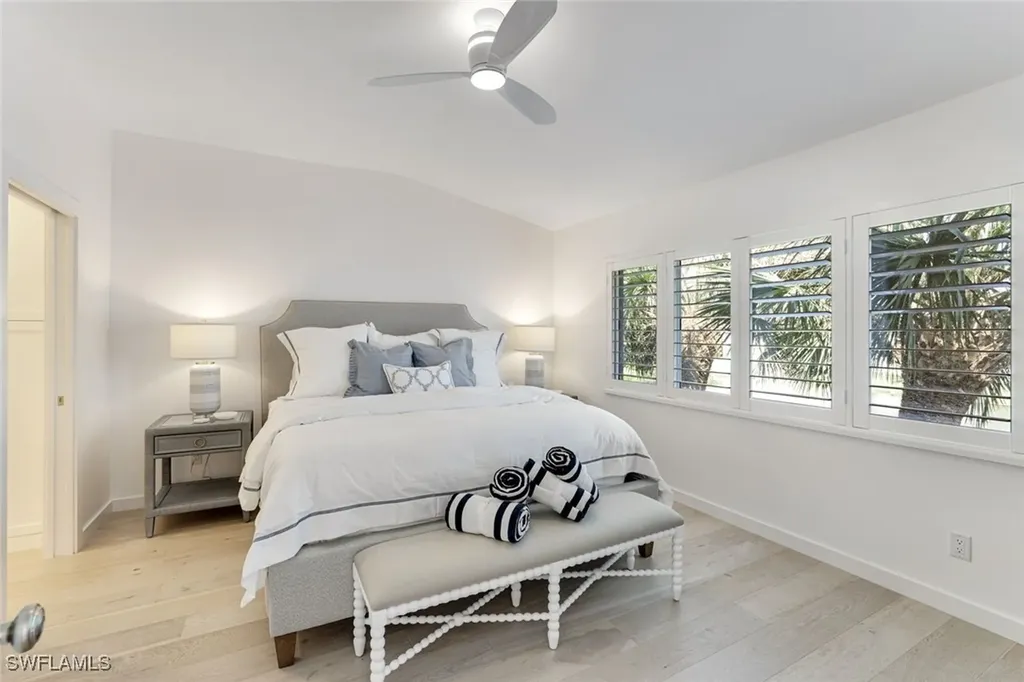 8345 Excalibur Circle Naples FL 34108