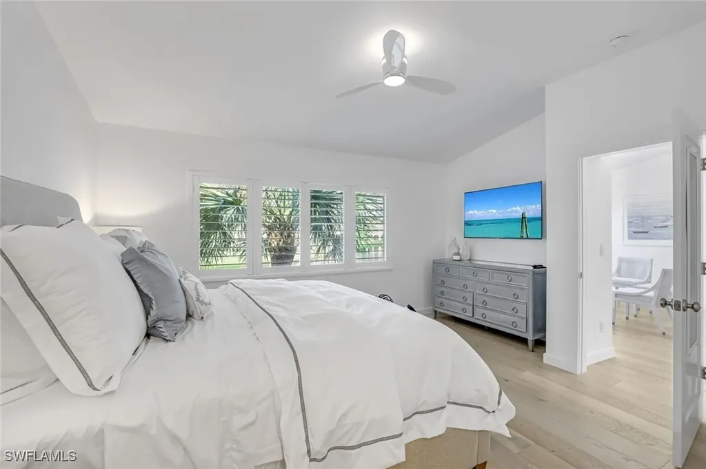 8345 Excalibur Circle Naples FL 34108