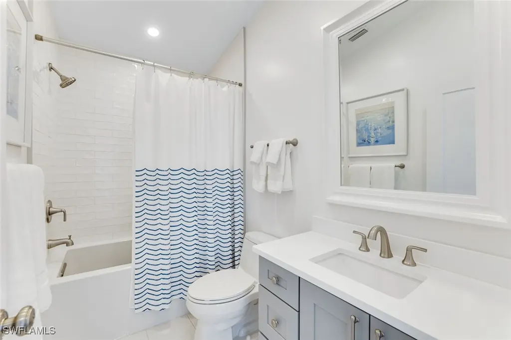 8345 Excalibur Circle Naples FL 34108