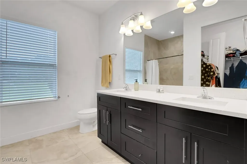 4240 62nd Avenue NE Naples FL 34120