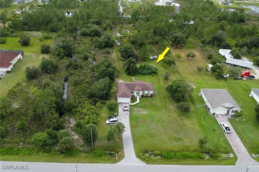 4240 62nd Avenue NE Naples FL 34120