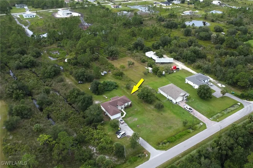 4240 62nd Avenue NE Naples FL 34120