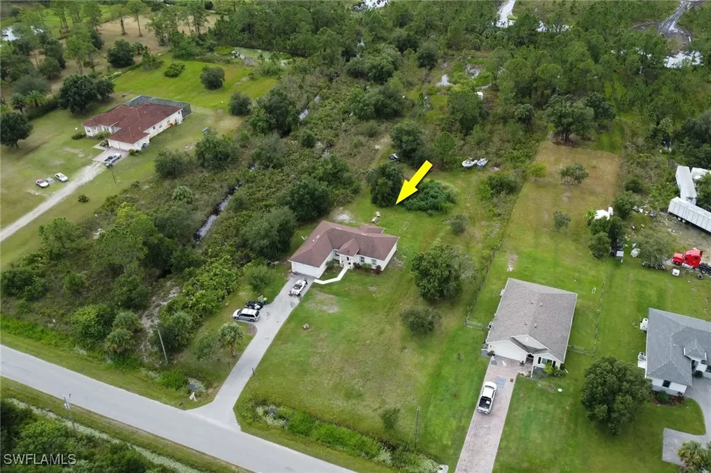 4240 62nd Avenue NE Naples FL 34120