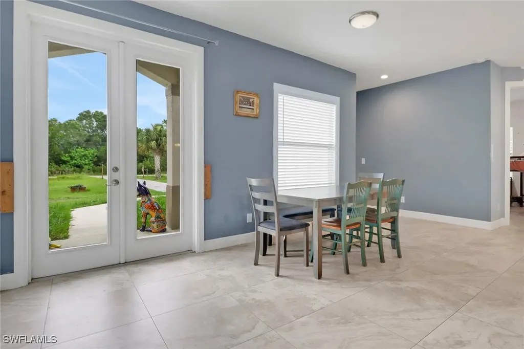 4240 62nd Avenue NE Naples FL 34120