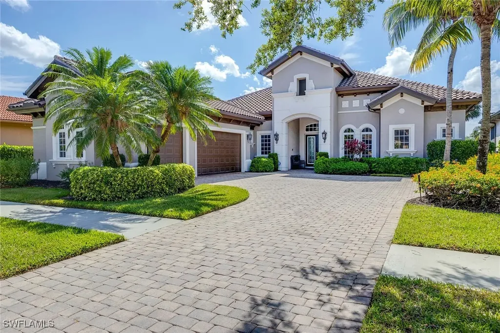 8902 Shenendoah Circle Naples FL 34113