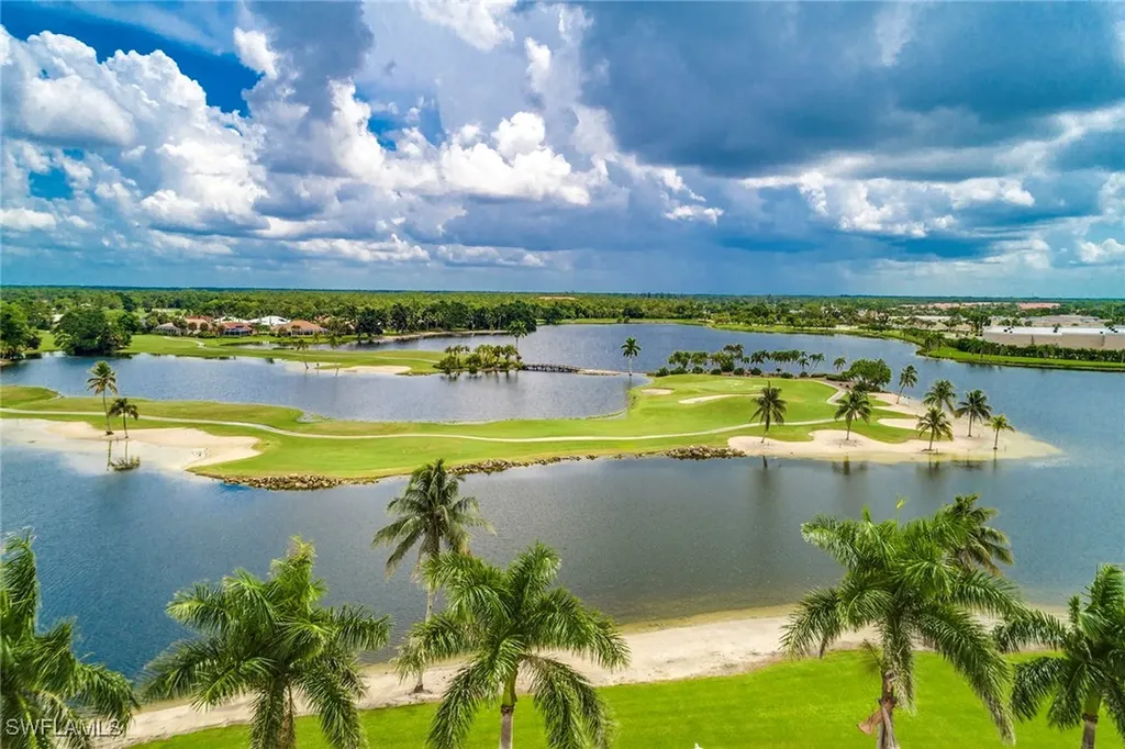 8902 Shenendoah Circle Naples FL 34113