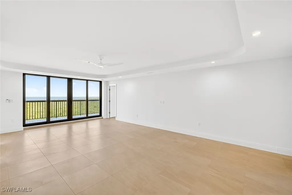 6075 Pelican Bay Boulevard Naples FL 34108