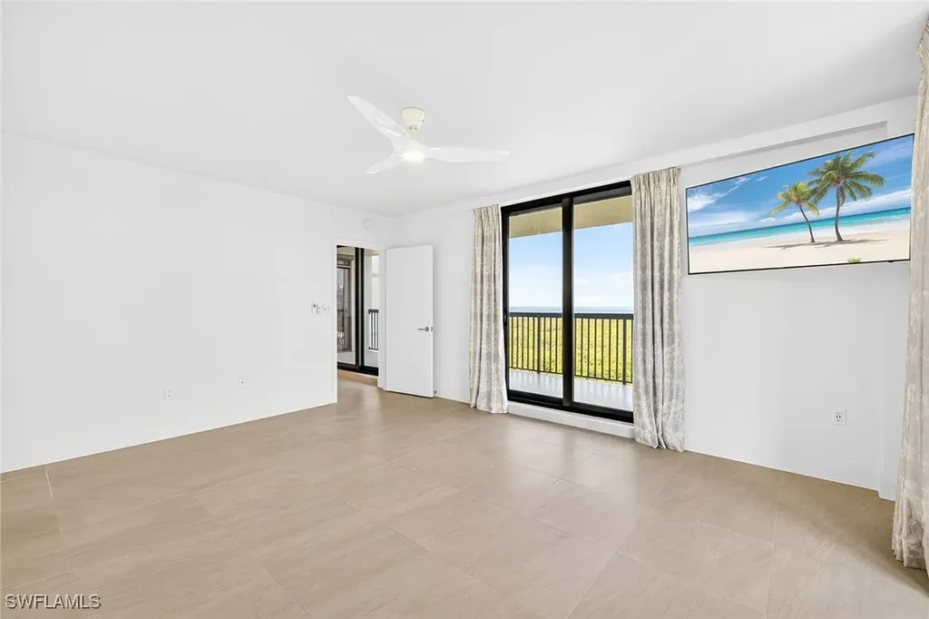 6075 Pelican Bay Boulevard Naples FL 34108