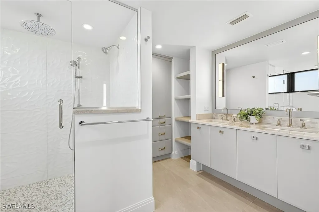 6075 Pelican Bay Boulevard Naples FL 34108