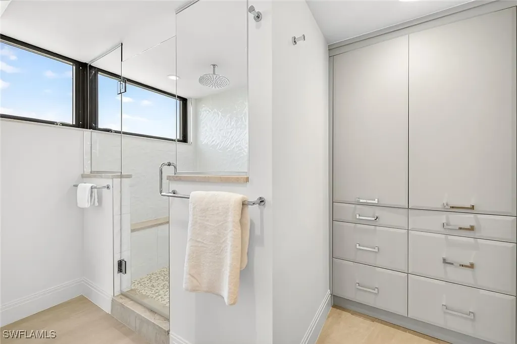 6075 Pelican Bay Boulevard Naples FL 34108