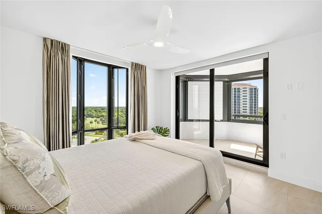 6075 Pelican Bay Boulevard Naples FL 34108