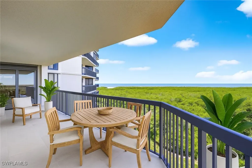 6075 Pelican Bay Boulevard Naples FL 34108