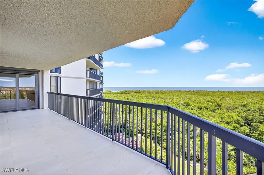 6075 Pelican Bay Boulevard Naples FL 34108