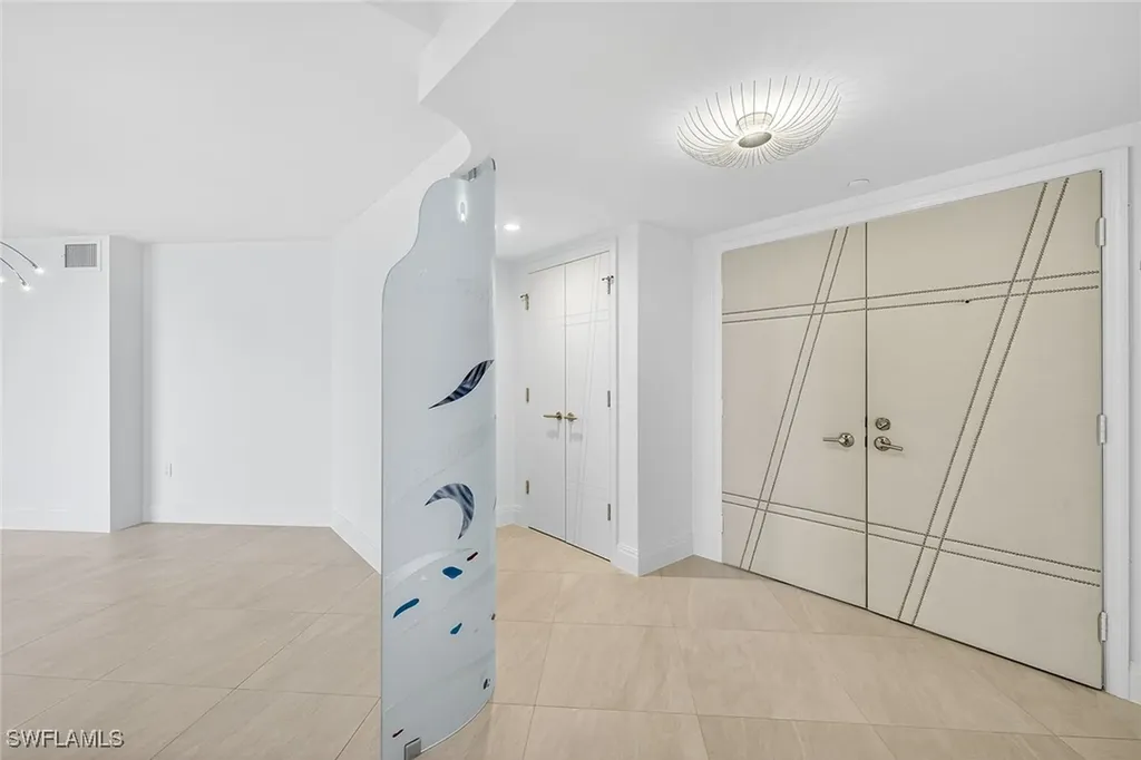 6075 Pelican Bay Boulevard Naples FL 34108