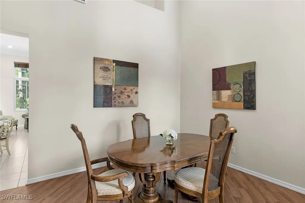 8574 Pepper Tree Way Naples FL 34114