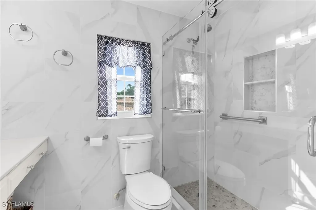 8574 Pepper Tree Way Naples FL 34114
