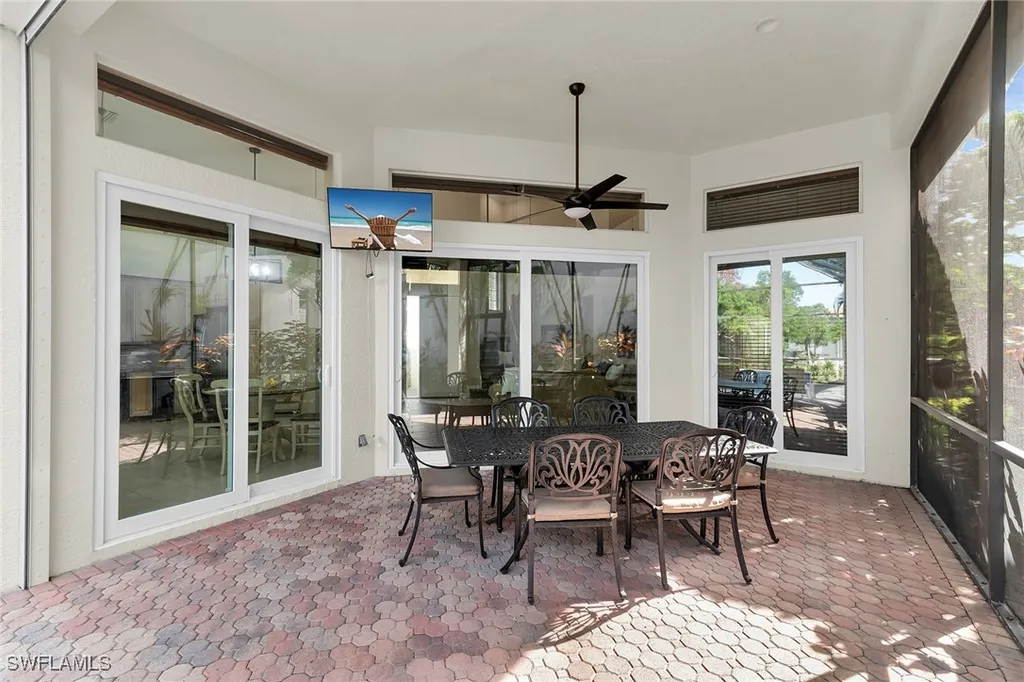 8574 Pepper Tree Way Naples FL 34114