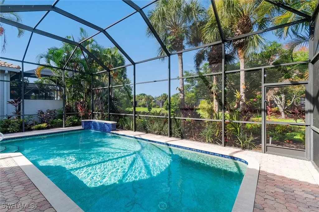 8574 Pepper Tree Way Naples FL 34114