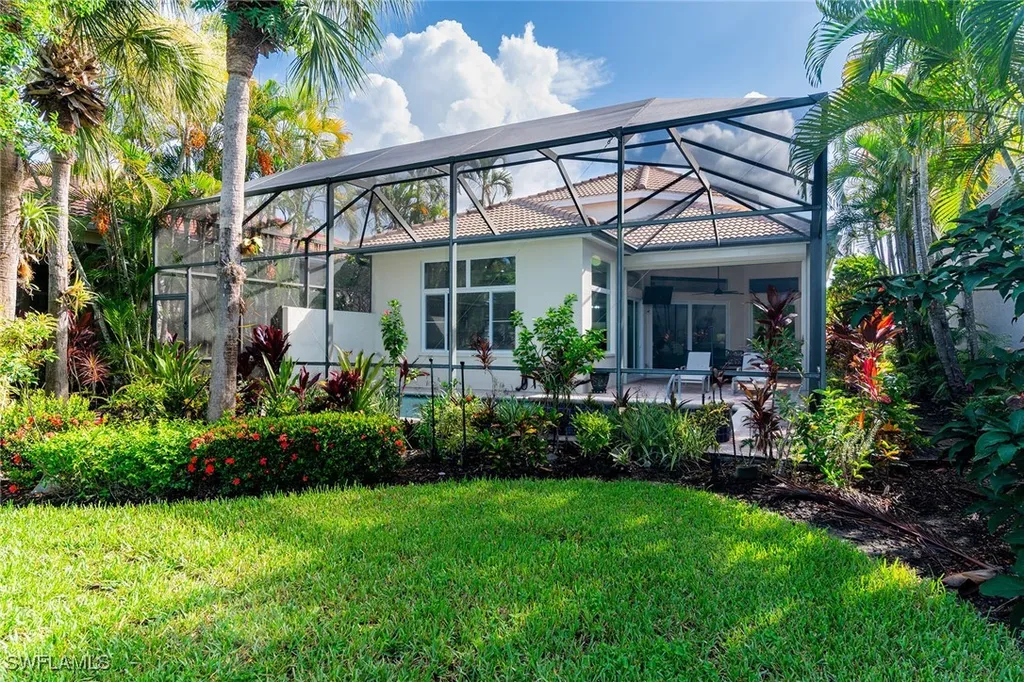8574 Pepper Tree Way Naples FL 34114