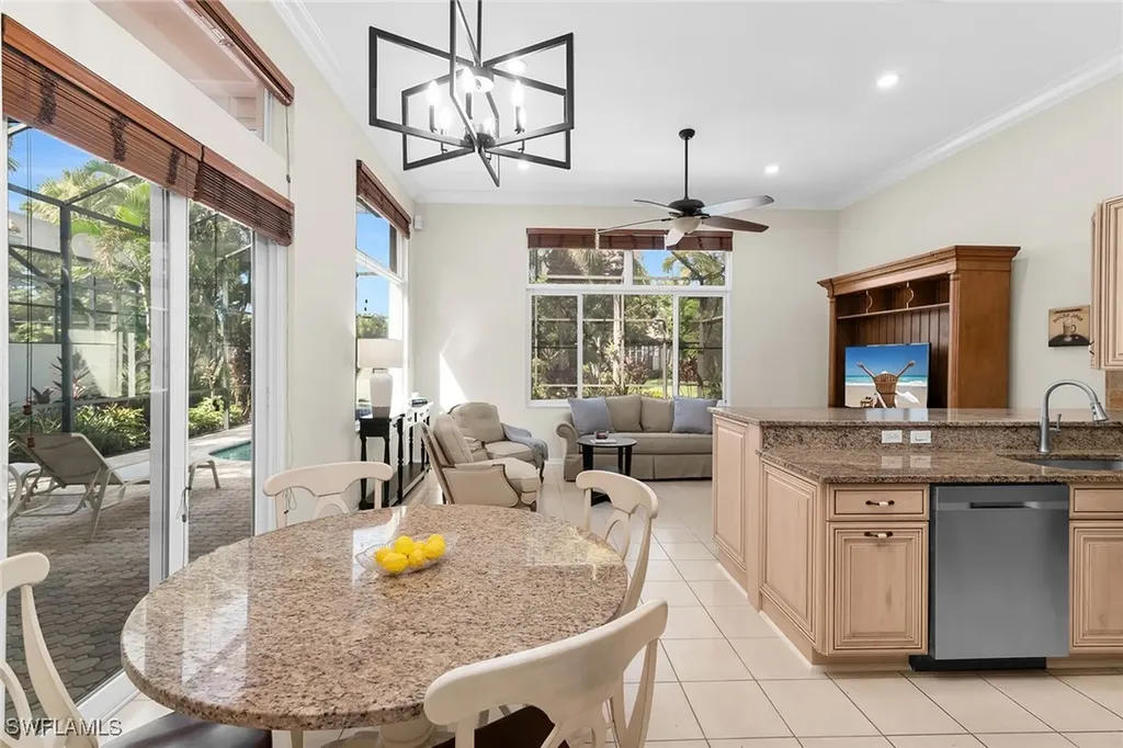 8574 Pepper Tree Way Naples FL 34114
