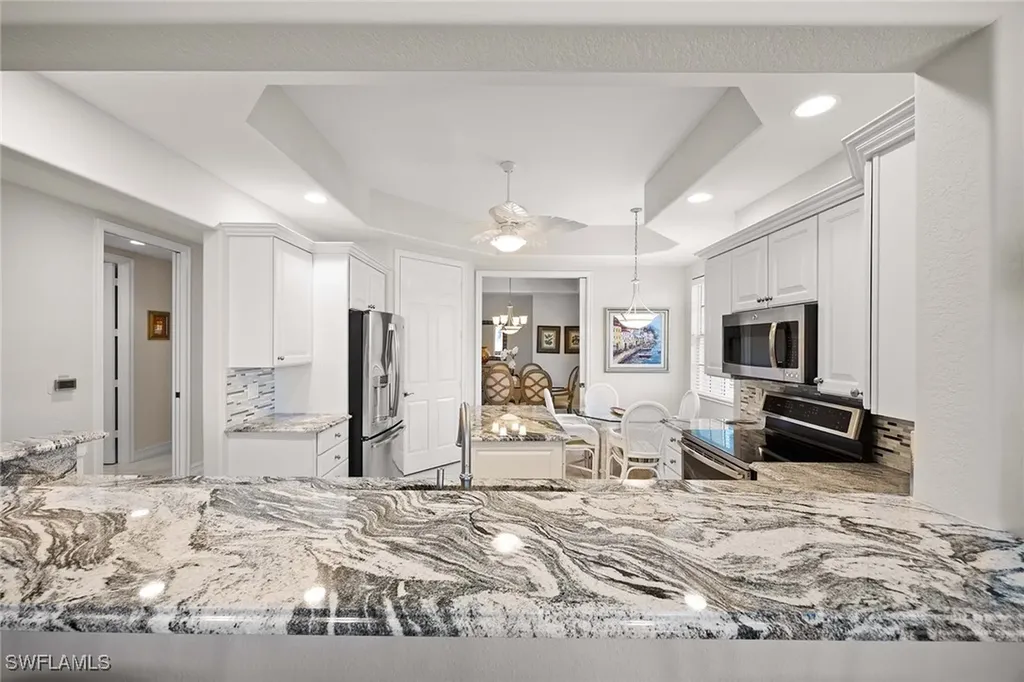 8609 Champions Point Naples FL 34113