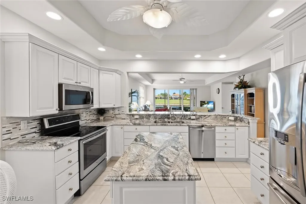 8609 Champions Point Naples FL 34113