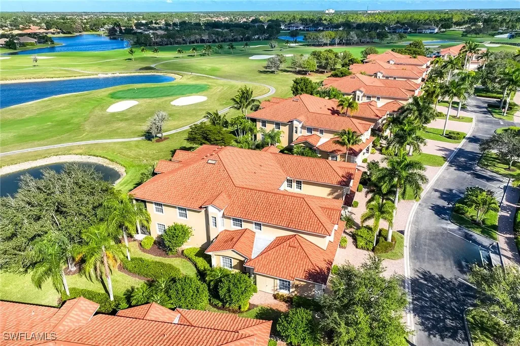 8609 Champions Point Naples FL 34113