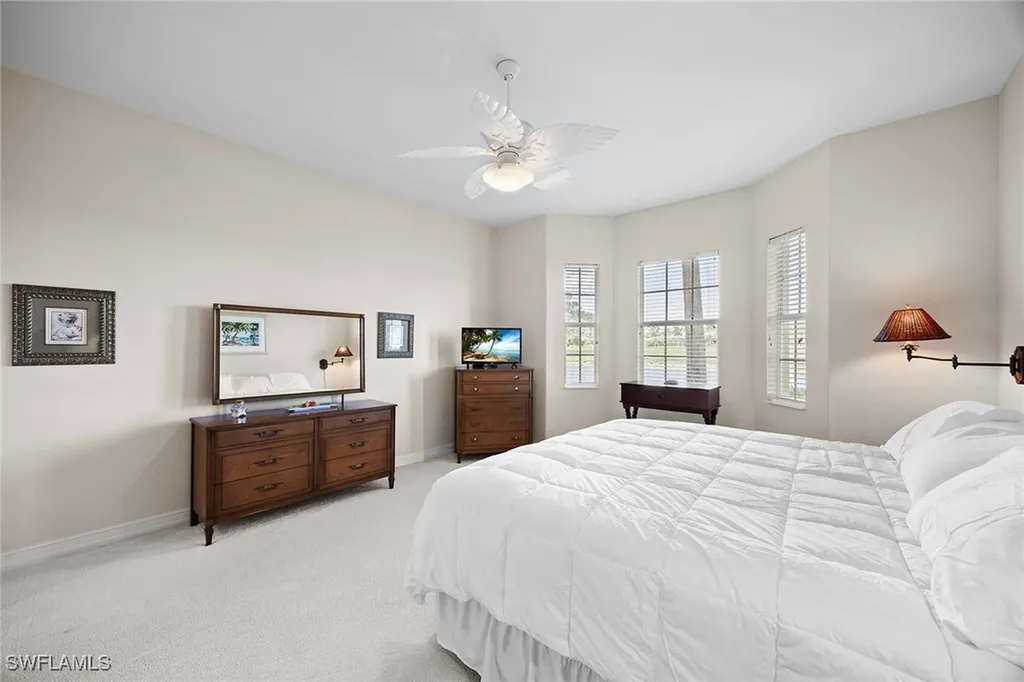 8609 Champions Point Naples FL 34113