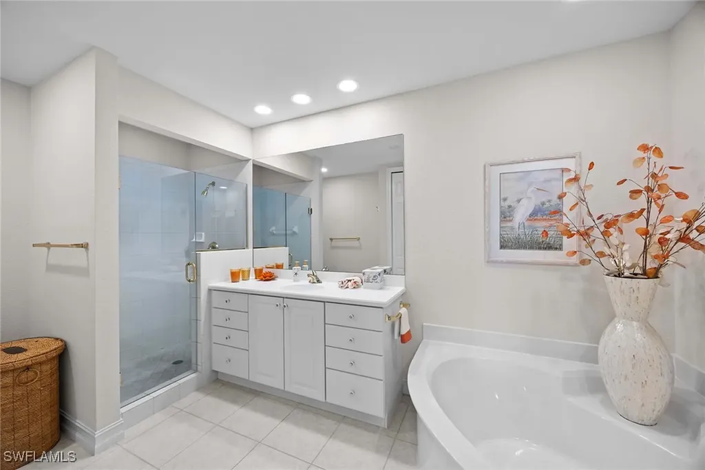 8609 Champions Point Naples FL 34113