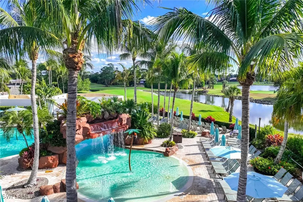 8609 Champions Point Naples FL 34113