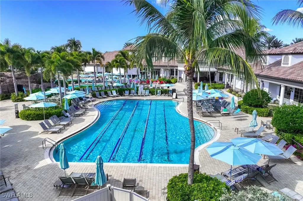 8609 Champions Point Naples FL 34113