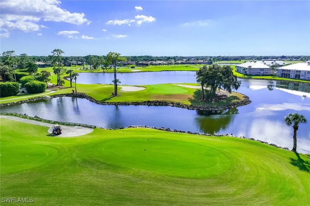 8609 Champions Point Naples FL 34113