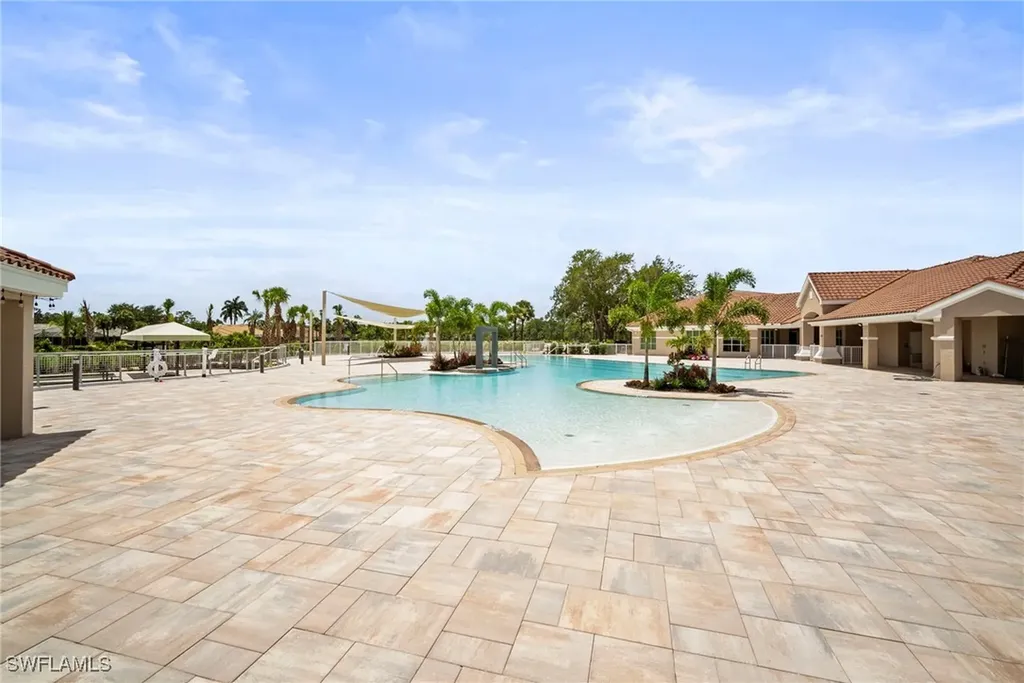 8275 Danbury Boulevard Naples FL 34120