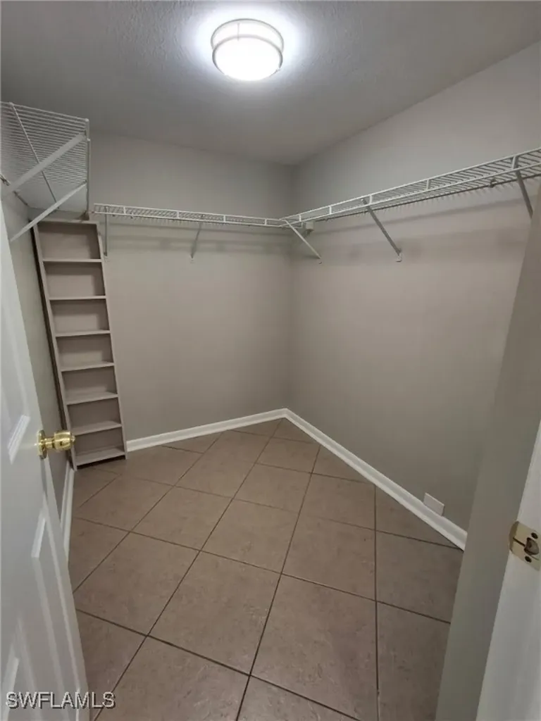 1462 Churchill Circle Naples FL 34116