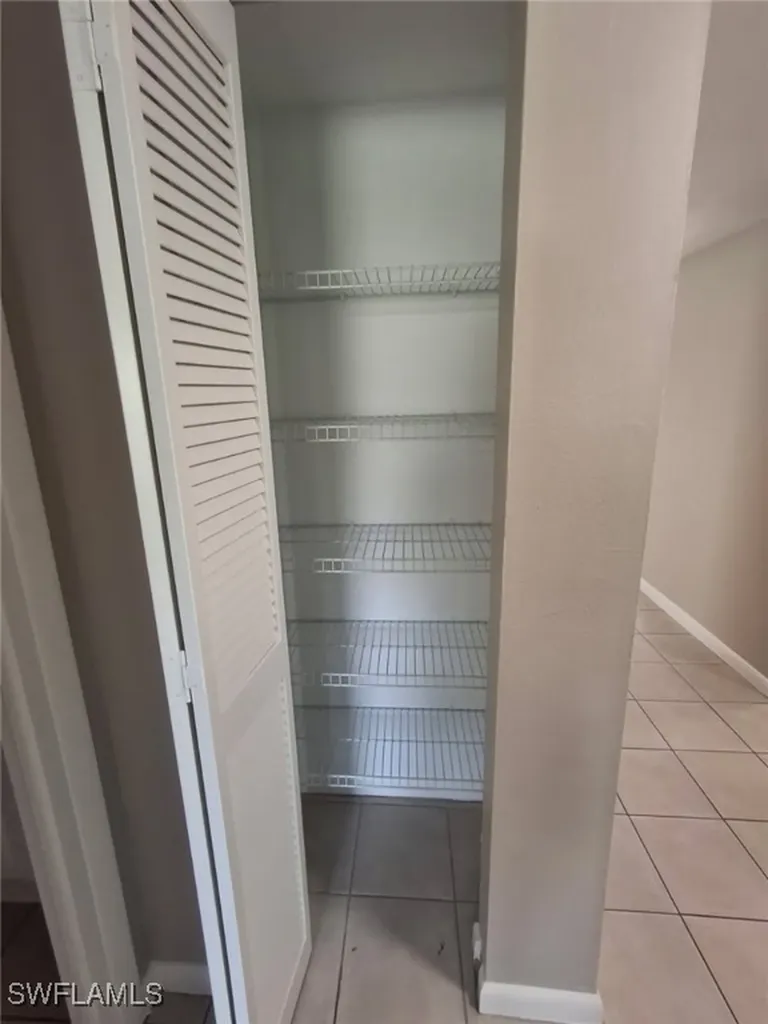 1462 Churchill Circle Naples FL 34116