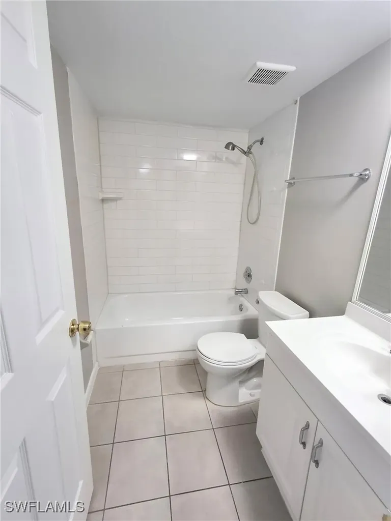 1462 Churchill Circle Naples FL 34116