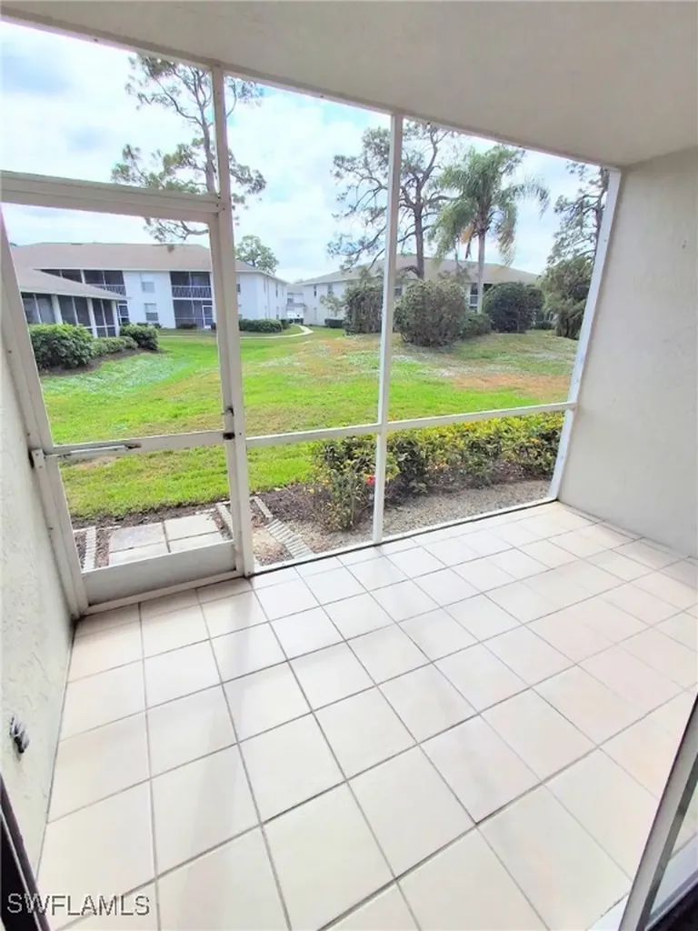 1462 Churchill Circle Naples FL 34116