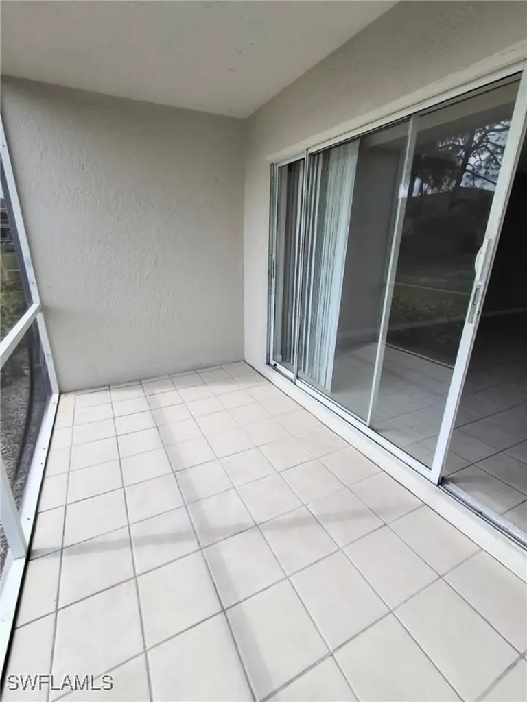 1462 Churchill Circle Naples FL 34116