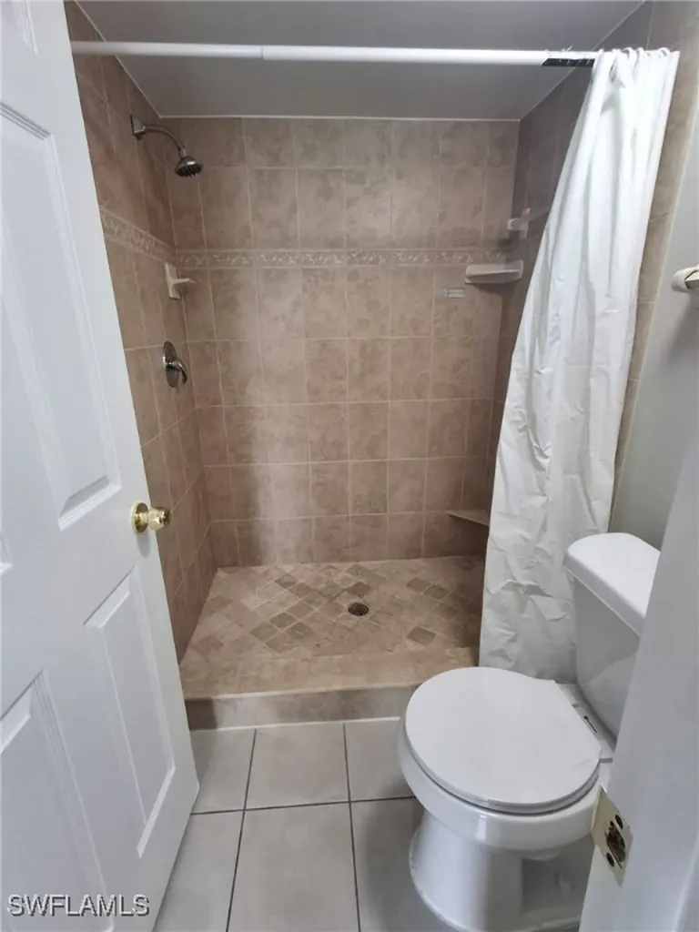 1462 Churchill Circle Naples FL 34116