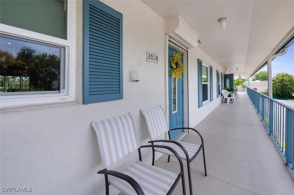 325 Charlemagne Boulevard Naples FL 34112