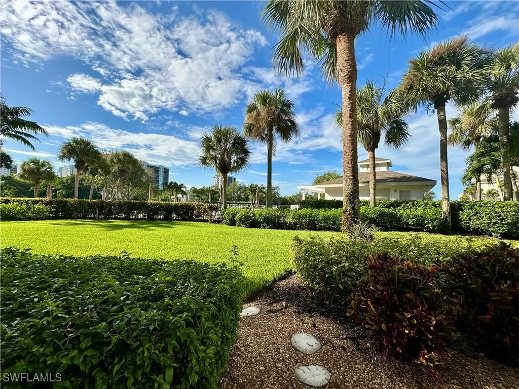 360 Horse Creek Drive Naples FL 34110