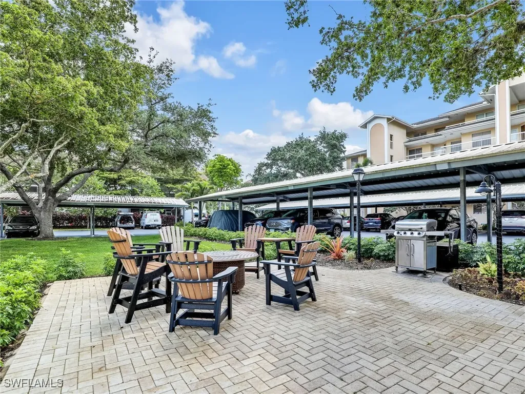 360 Horse Creek Drive Naples FL 34110