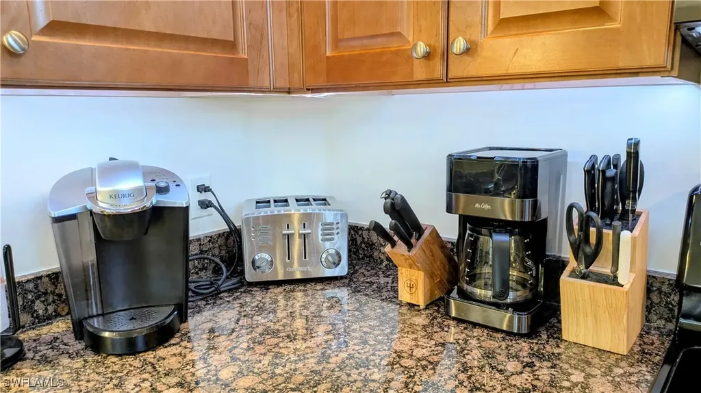 9081 Albion Lane S Naples FL 34113